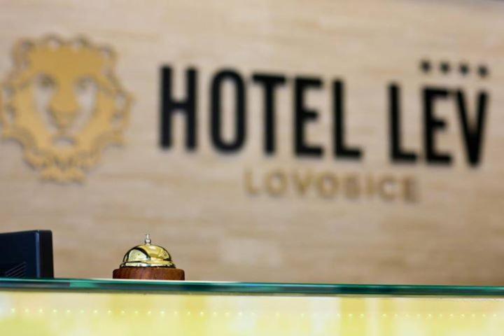 Hotel Lev Lovosice Kültér fotó